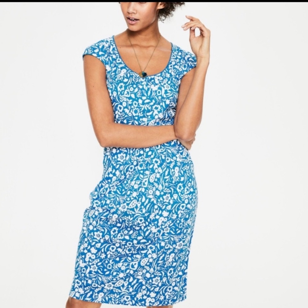 BODEN Blue and White Floral Dress 8P with pockets